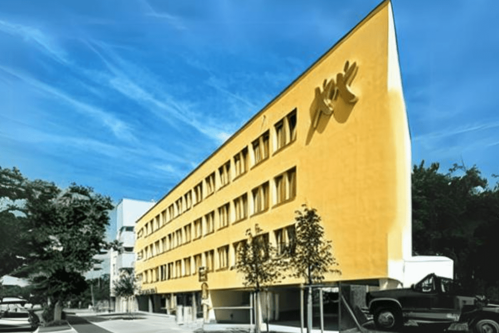 Listing cover image